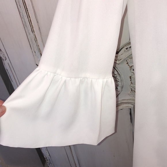 Karl Lagerfeld Popover V Neck Ruffle Mid Sleeve Cream Tie Front Blouse Size S - Picture 5 of 10